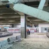 Ingenieros inspeccionan daños para reactivar el aeropuerto