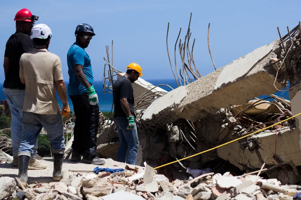 Quince días después: La Guaira enfrenta lenta recuperación