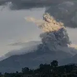 Puracé eleva su actividad y expulsa ceniza en el Cauca
