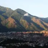 Caracas sale del fondo, pero la habitabilidad sigue en rojo