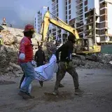 Piden $3.000 para rescatar cuerpos en ruinas de Country Mar