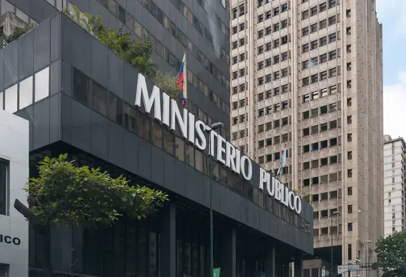 Investigan a funcionarios de la PNB por detención ilegal de ciudadano
