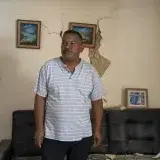 Omar Vega rescató vecinos entre los escombros tras los terremotos en El Paraíso