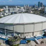 Medias Rojas y Cachorros mudan juego a Tropicana Field