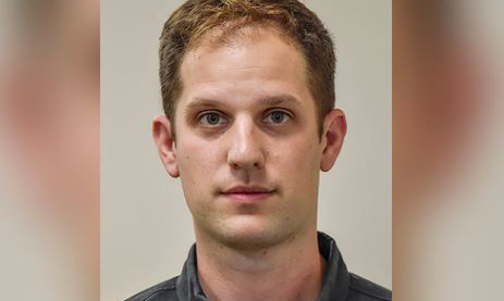Arrestan en Rusia a periodista de The Wall Street Journal por "espionaje"