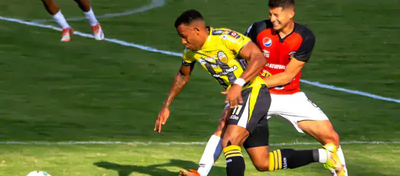 Táchira y Caracas igualaron en el primer clásico del año