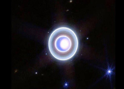 
			El James Webb revela una enigmática vista del planeta Urano		