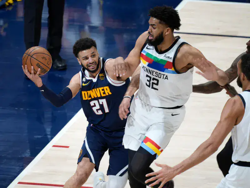 Jamal Murray se lució con 40 puntos ante Minnesota