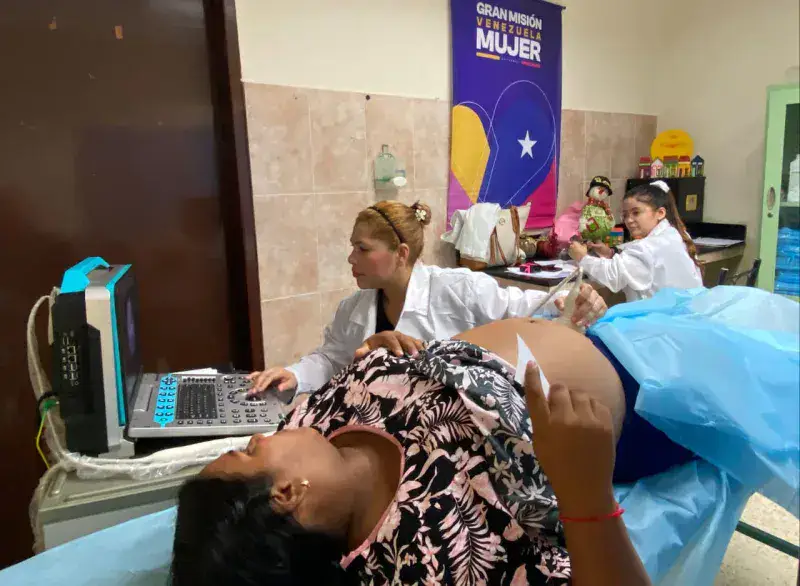 Atienden con jornada de salud a más de 6 mil zulianas 