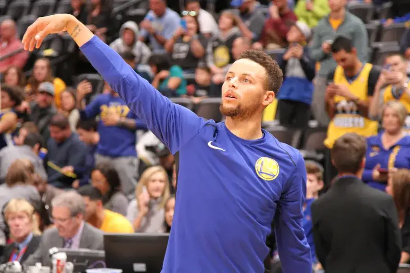 File:Golden State Warriors Point Guard Stephen Curry 01.jpg