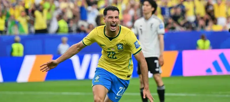 Brasil remonta y Paraguay da el golpe para avanzar a octavos