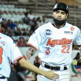 Águilas caen ante Tiburones y se mantienen en séptima posición