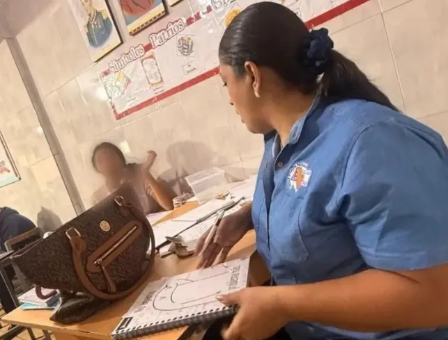El profundo duelo de una profesora tras perder a más de 230 alumnos