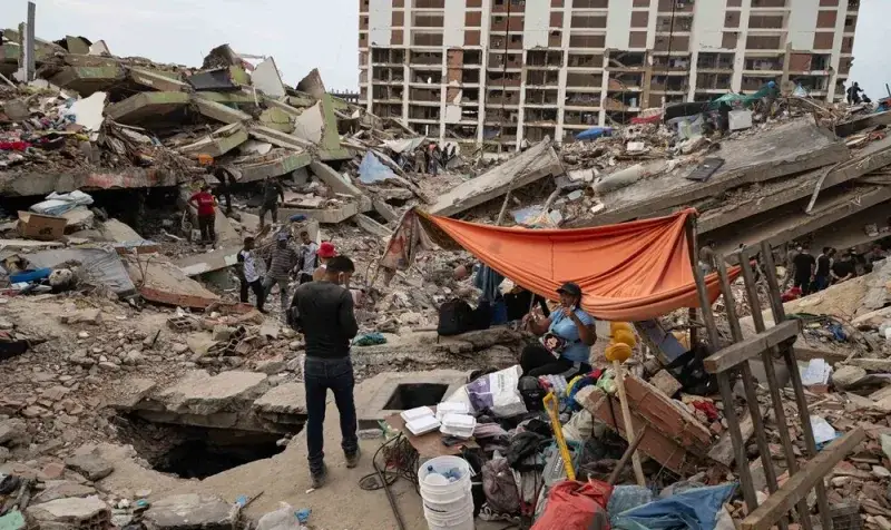 Terremotos dejan nueve periodistas muertos