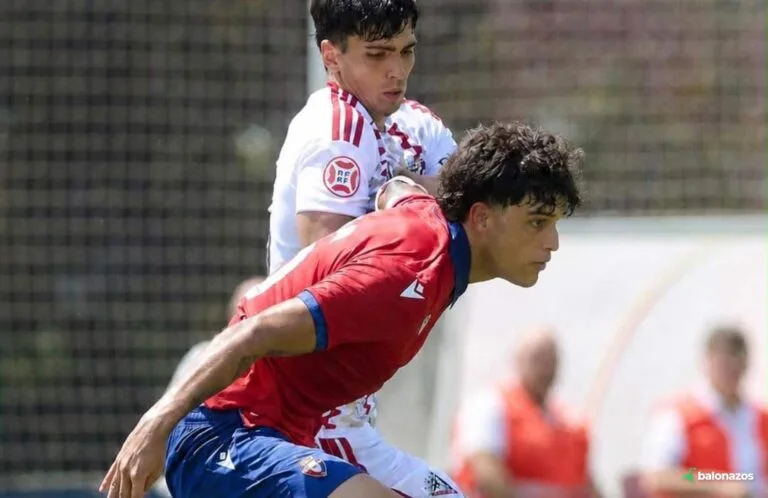 El defensor venezolano Fernando García Bravo renueva con el Osasuna