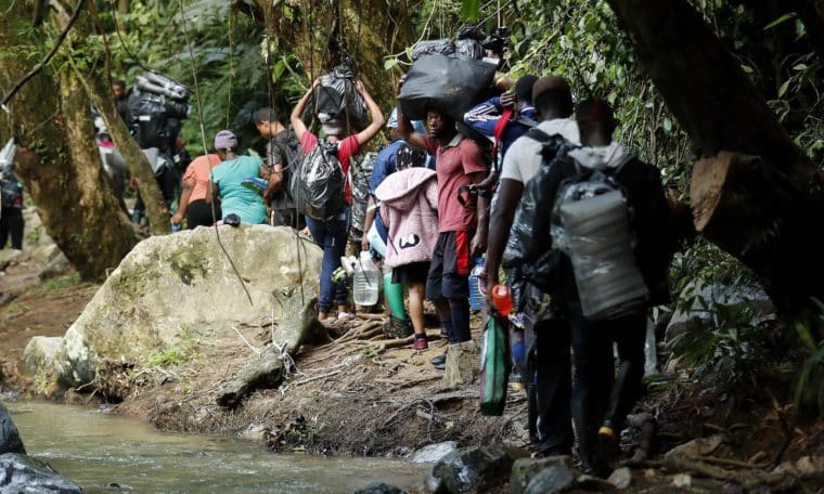 Panamá reforzará deportación de irregulares que crucen el Darién
