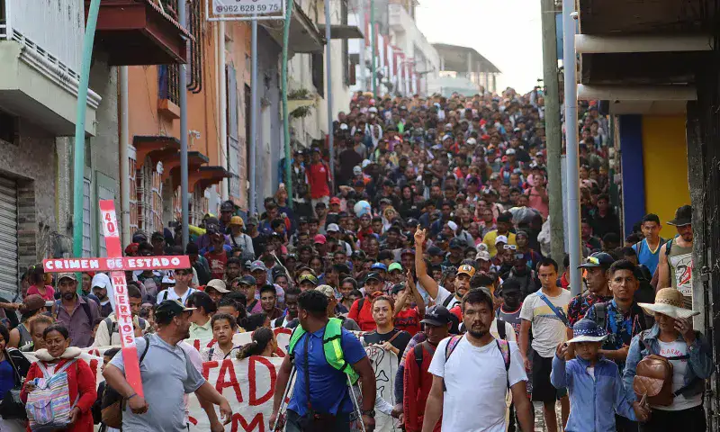 Parte "viacrucis" con 5.000 migrantes desde el sur de México
