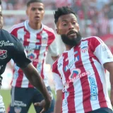 Junior de Cariaco González tomó ventaja en la final del fútbol colombiano