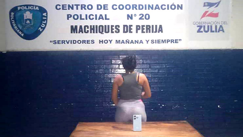 
			Arrestan a una mujer por agredir a su hijo de tres años de edad		