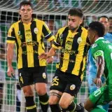 Táchira derrotó 2-1 a Nacional en Medellín por una causa benéfica