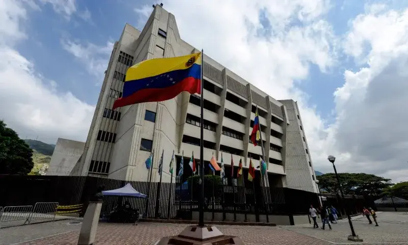 Parlamento de 2015 inicia proceso para designar nuevos jueces del TSJ