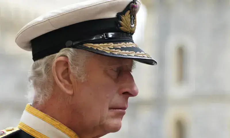 Indígenas exigen a Carlos III disculpas por "siglos de racismo"