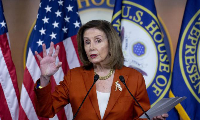 Legisladora demócrata Nancy Pelosi se presentará a la reelección en 2024