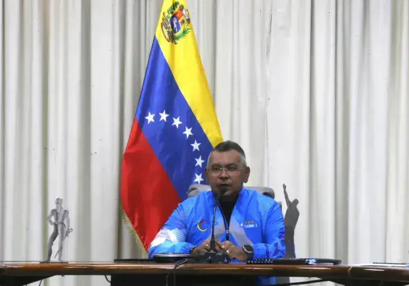 Gobierno y Empresarios trazan estrategias para el rescate del Lago