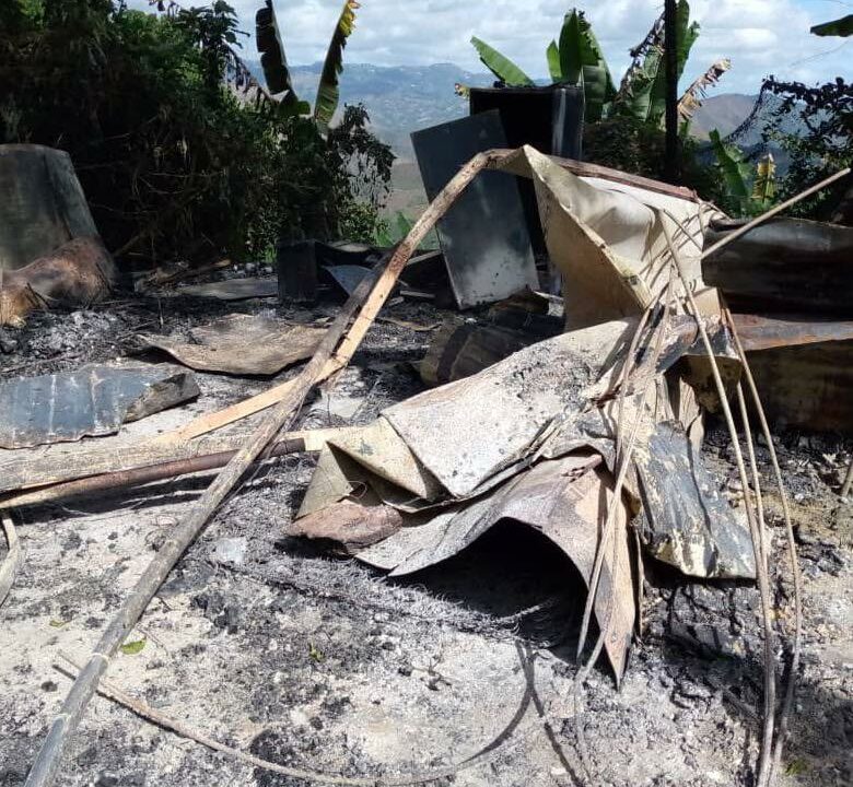 Un hombre incendió la casa de su expareja