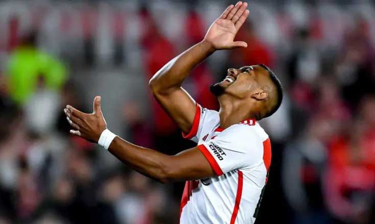 Salomón Rondón es agente libre tras desvincularse de River Plate