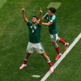México vence 2-0 a Sudáfrica en su debut en el Mundial 2026
