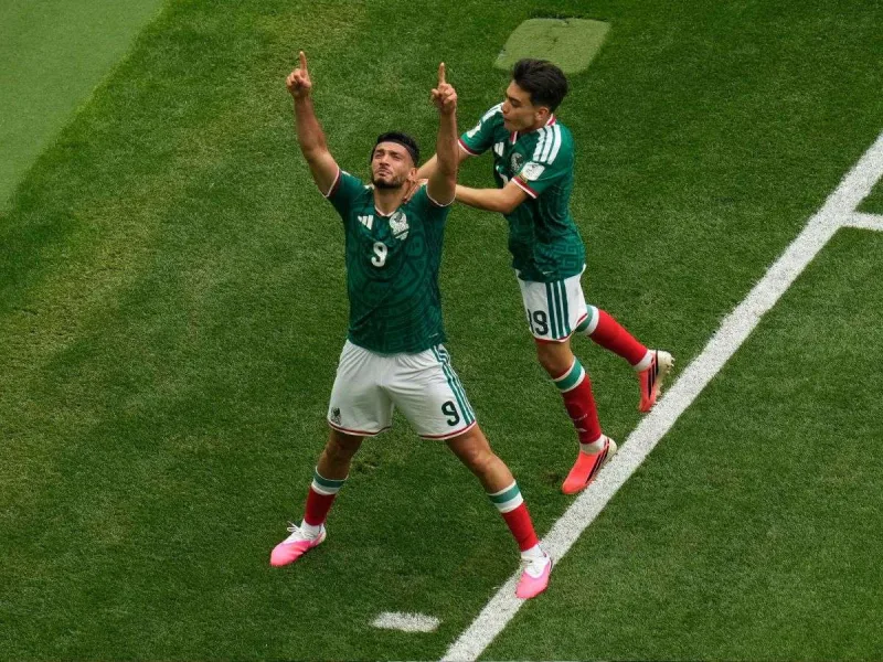 México vence 2-0 a Sudáfrica en su debut en el Mundial 2026