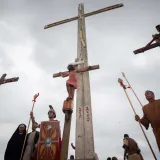 Más de 700 caraqueños acompañaron el Vía Crucis en Petare