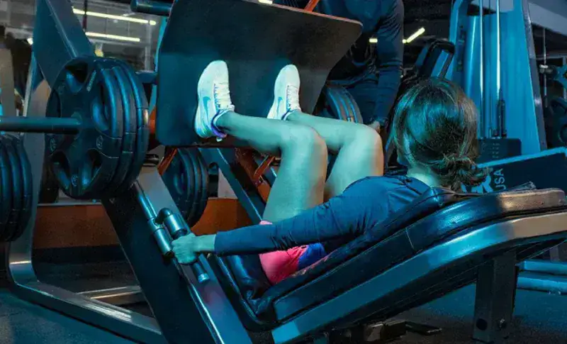 Hasta 105 dólares cuesta la mensualidad de un gym