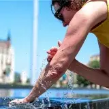 Hungría registra 42 °C y activa restricciones por la ola de calor