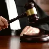 Juez de Miami ordena pagar 314 millones a tres estadounidenses