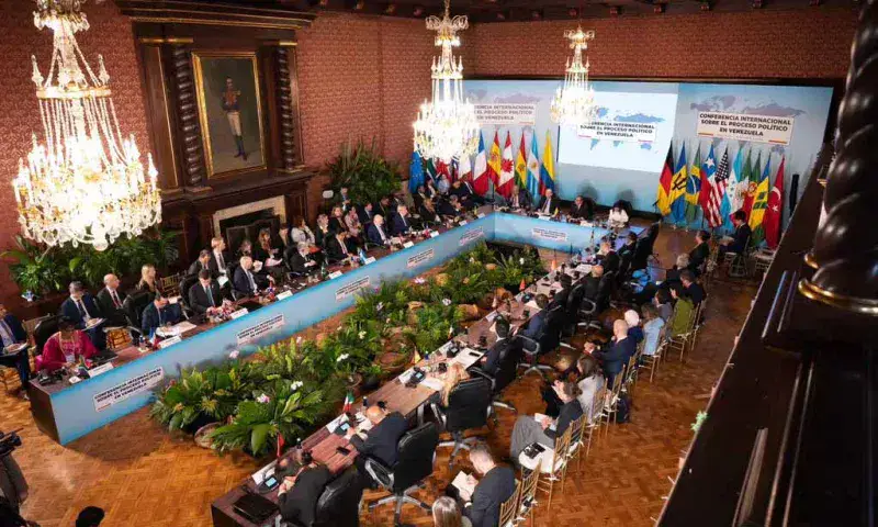 Conferencia insta a elecciones libres en el país y a levantar sanciones