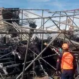 Tres heridos al desplomarse una tarima en San Cristóbal