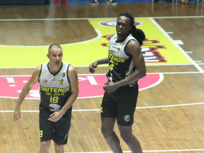 Brandon Sebirumbi se despide de Gaiteros