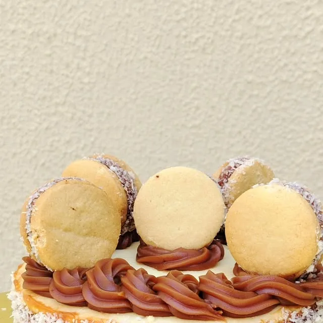 Publicación de Instagram de Cece’s Postres | Endulza tu día con nosotros