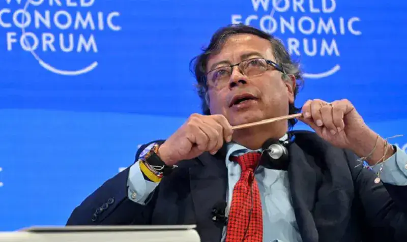 Gustavo Petro pide no explotar petróleo en el Esequibo