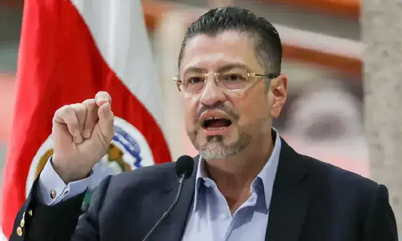 Costa Rica sostiene decisión de no enviar embajador a Venezuela 