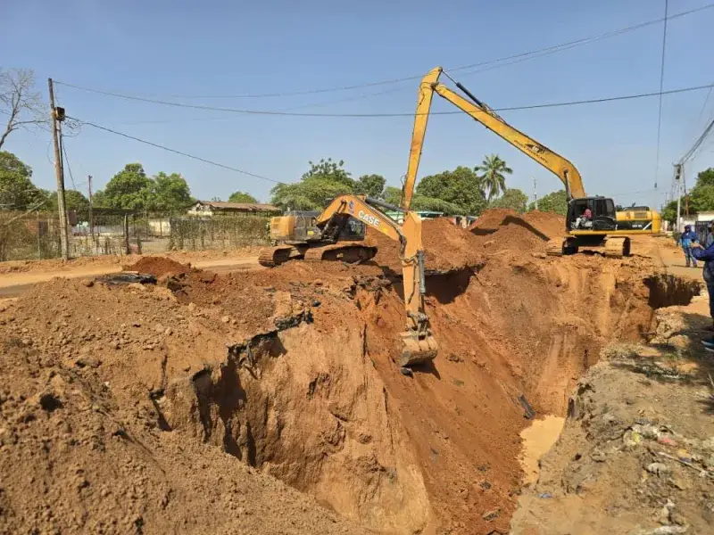 Gobernación repara 140 m de colector de aguas servidas en Maracaibo