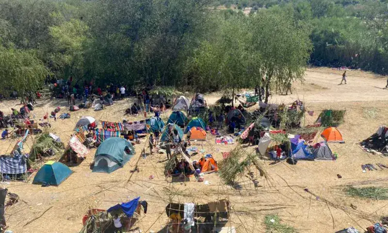 Casi 700 migrantes mueren en frontera entre EE. UU. y México en 2022