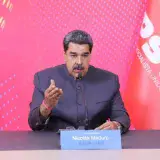 Maduro llama a la honestidad a los funcionarios públicos