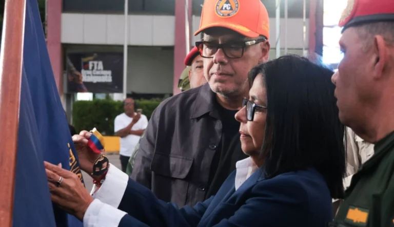 Más de 6.000 rescatistas reciben condecoración tras sismos