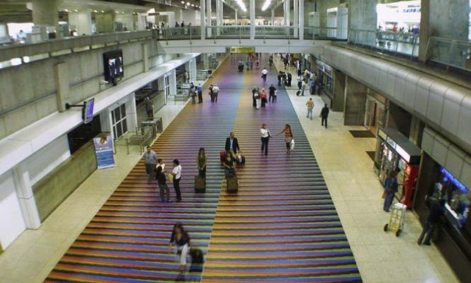 Más de 72.000 pasajeros se trasladan por avión en Semana Santa
