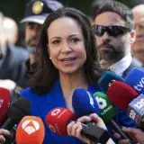 Machado llama a sus aliados a sostener la confianza