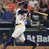 José Altuve alcanza 715 juegos multihits en las Grandes Ligas