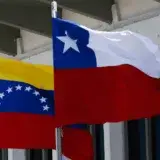 Chile envía a Caracas a su delegado para reabrir consulados